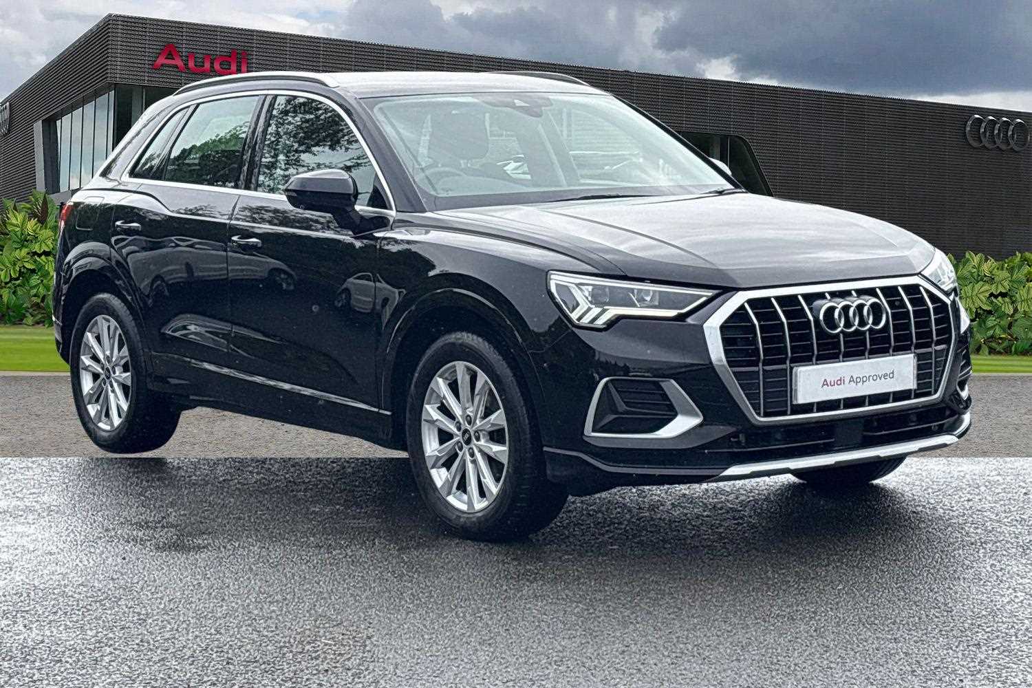 Main listing image - Audi Q3