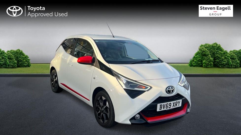 Main listing image - Toyota Aygo