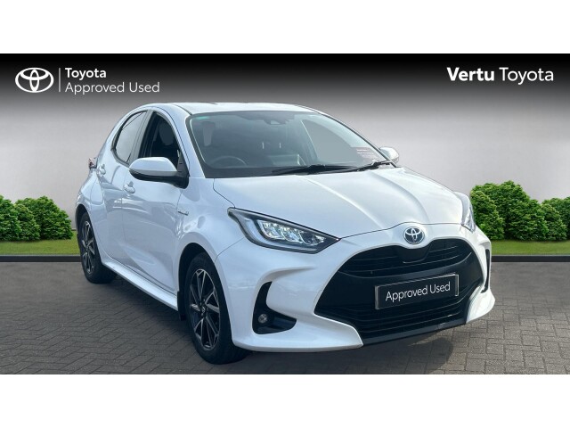 Main listing image - Toyota Yaris