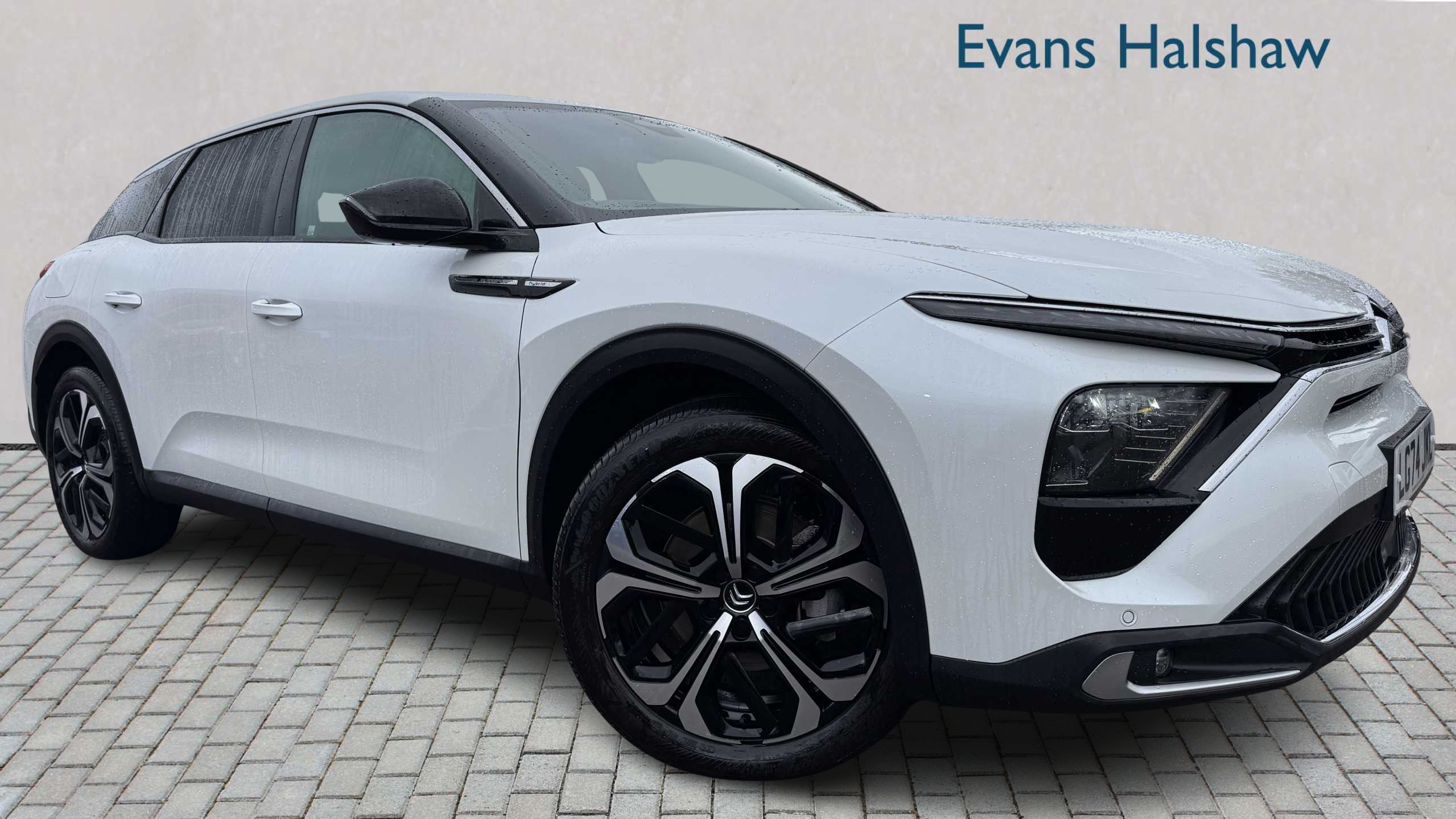 Main listing image - Citroen C5 X