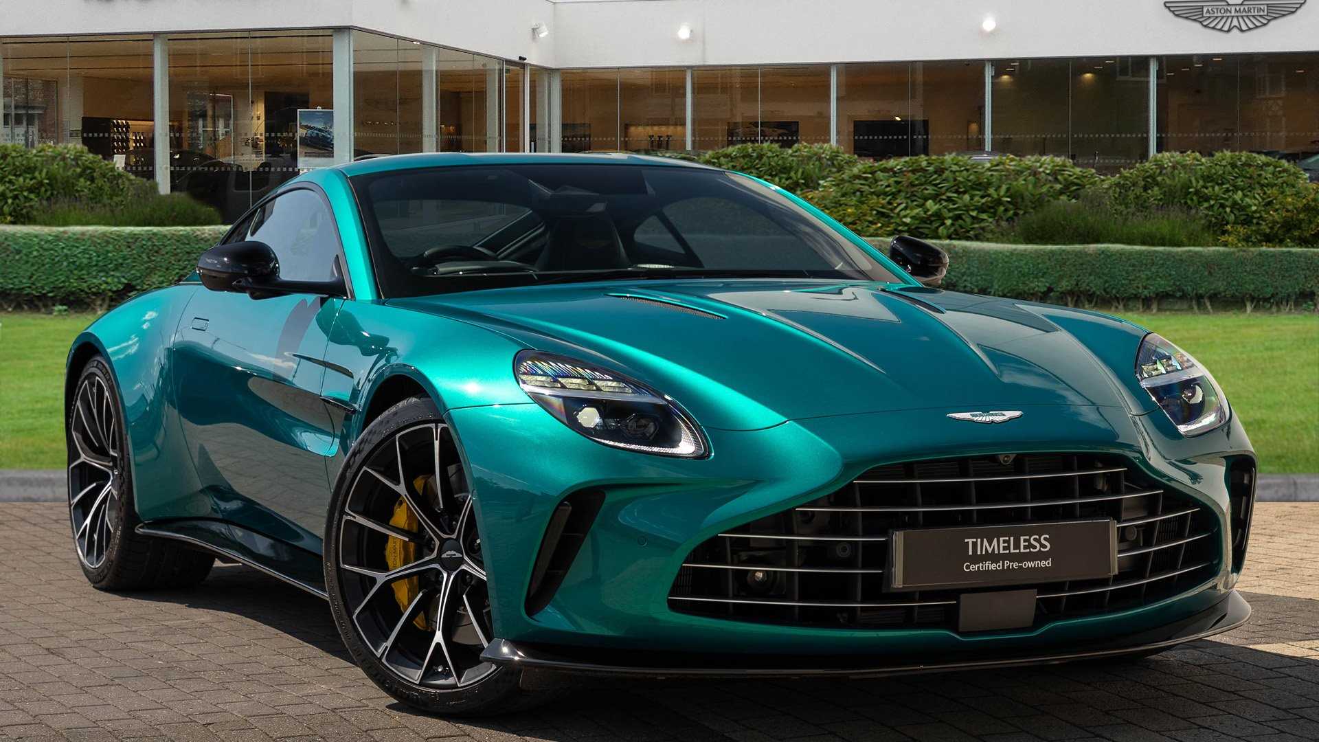 Main listing image - Aston Martin Vantage