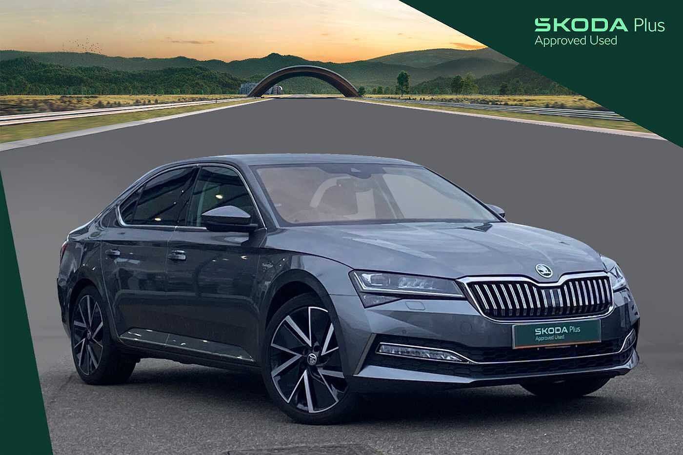 Main listing image - Skoda Superb