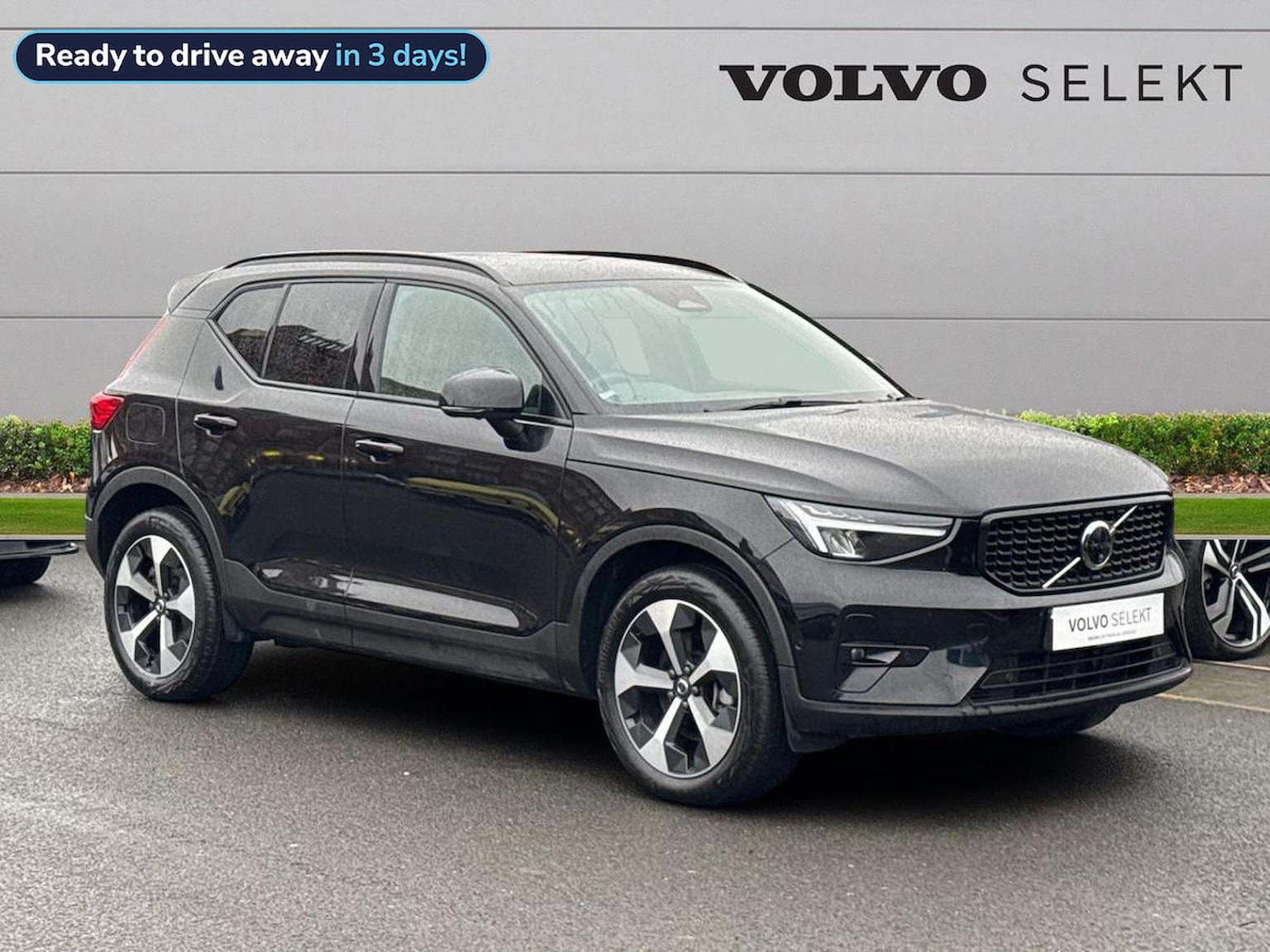 Main listing image - Volvo XC40