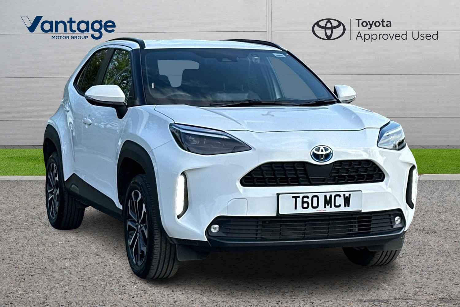 Main listing image - Toyota Yaris Cross