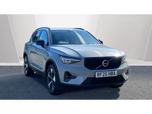 Main listing image - Volvo XC40