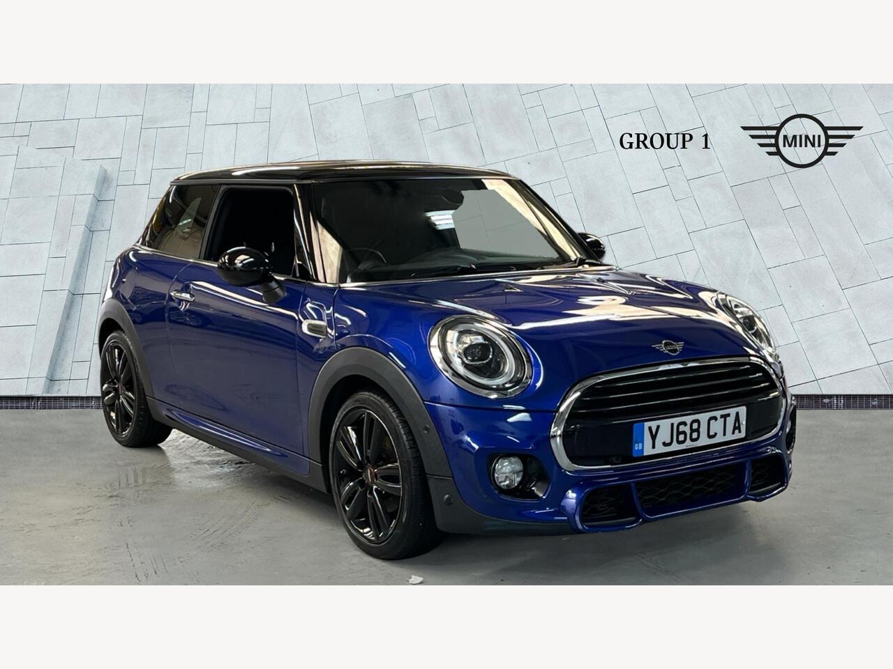 Main listing image - MINI Hatchback