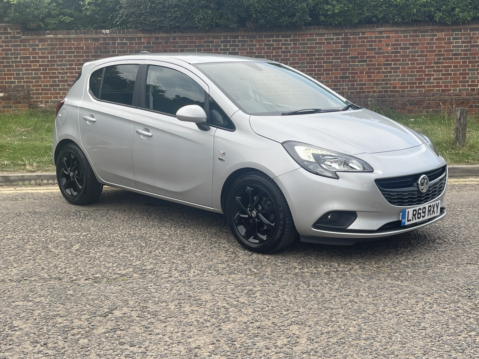 Main listing image - Vauxhall Corsa