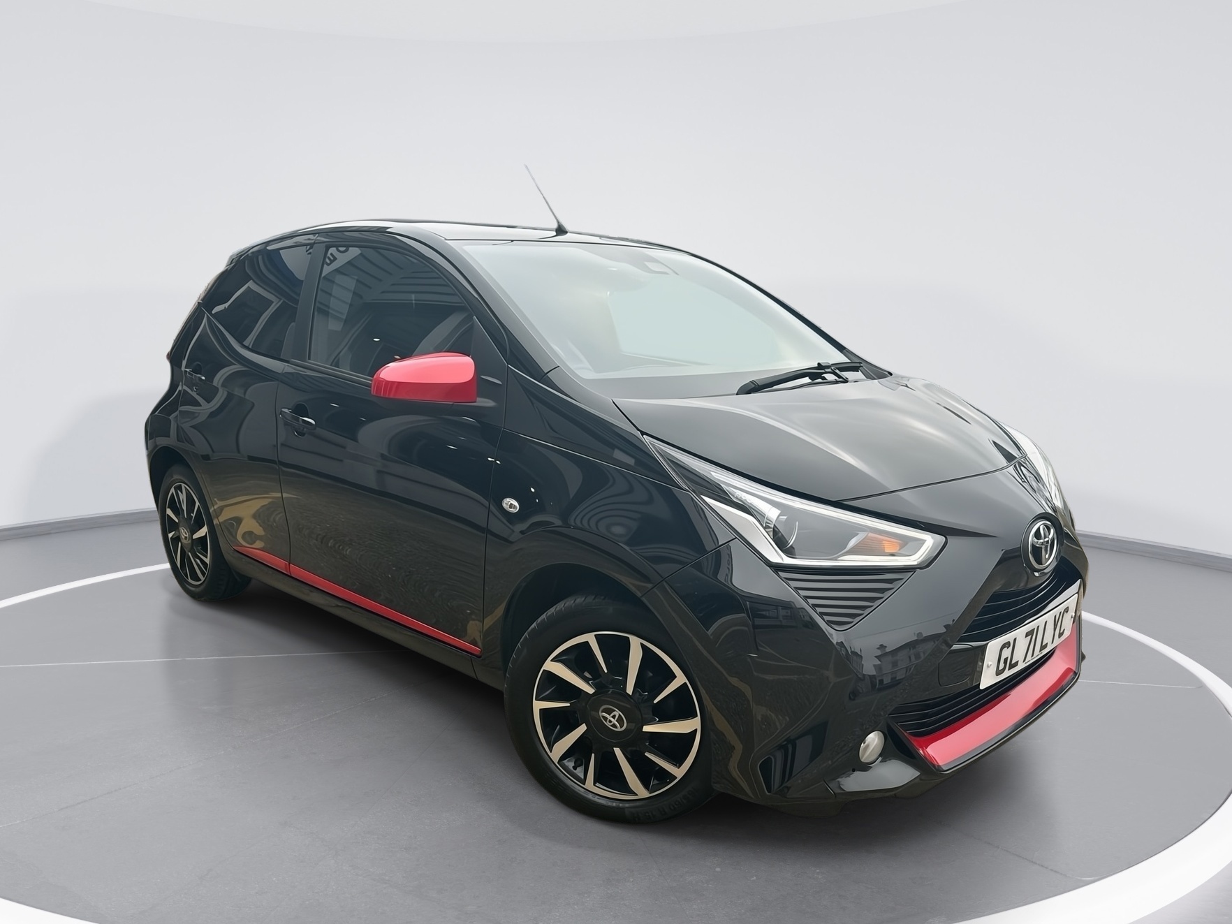 Main listing image - Toyota Aygo