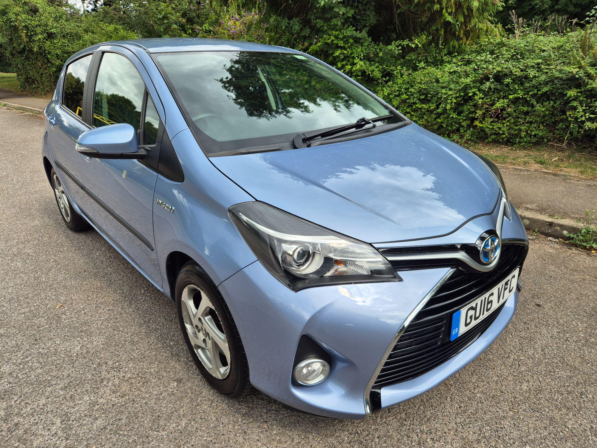 Main listing image - Toyota Yaris