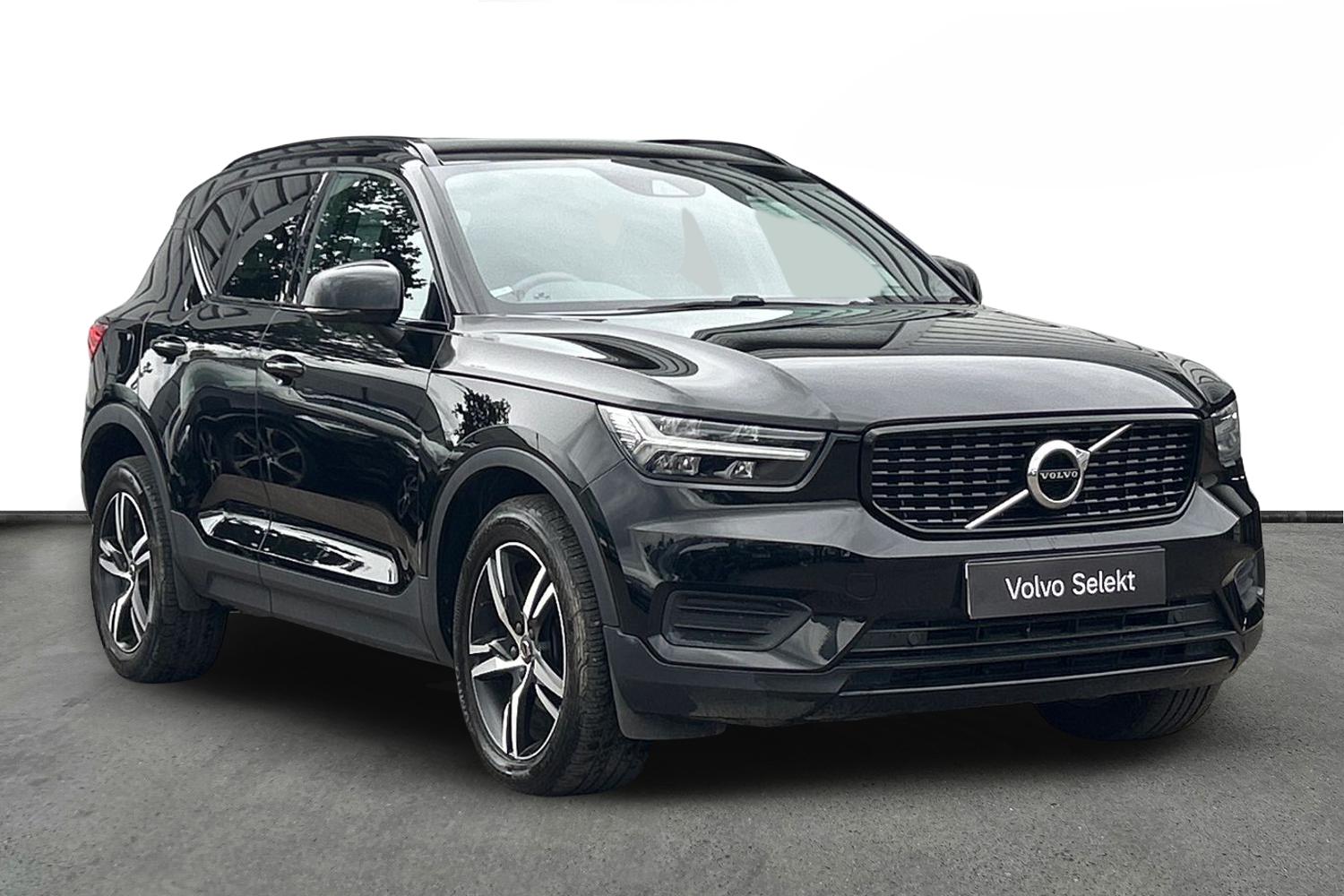 Main listing image - Volvo XC40