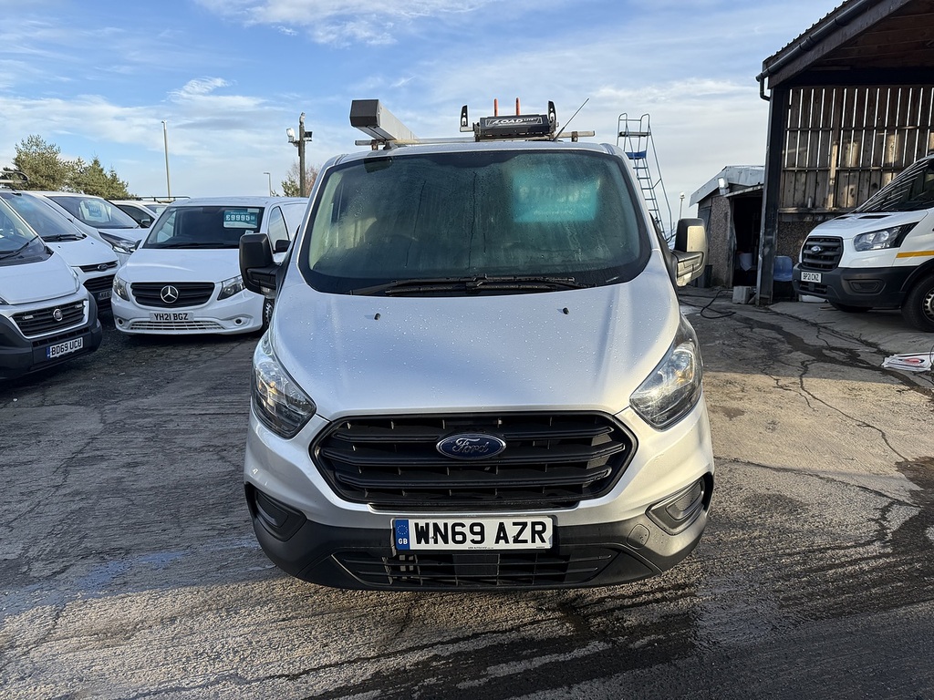 Main listing image - Ford Transit Custom