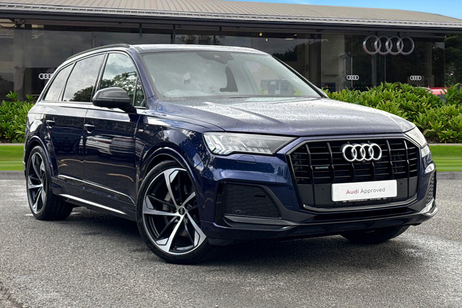 Main listing image - Audi Q7