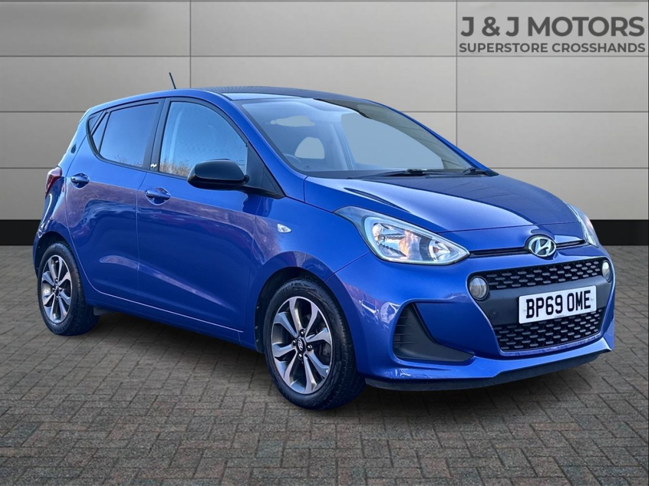 Main listing image - Hyundai i10