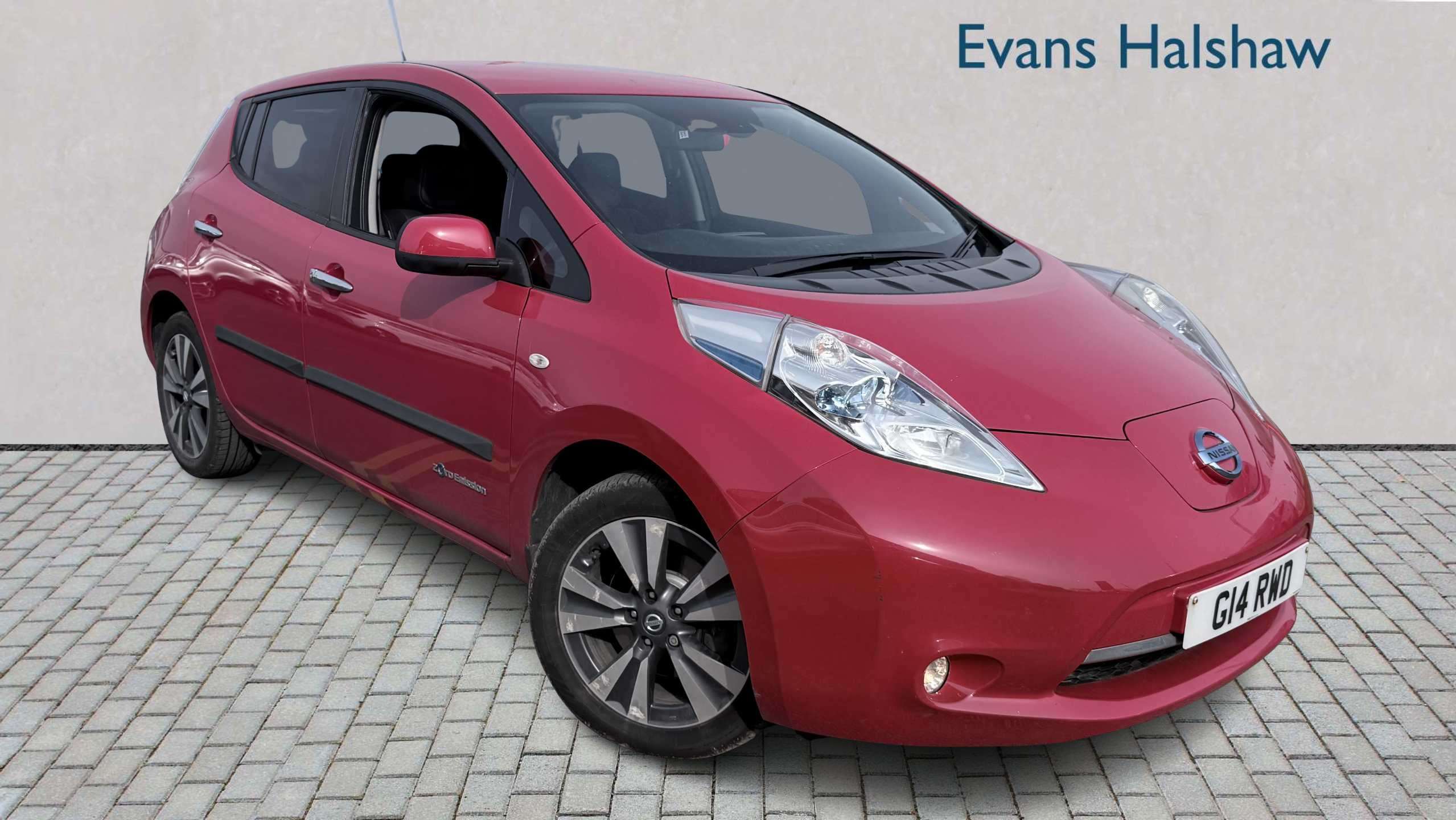 Main listing image - Nissan Leaf