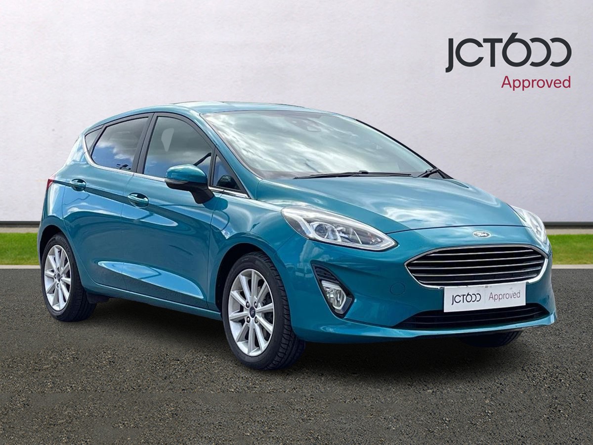 Main listing image - Ford Fiesta