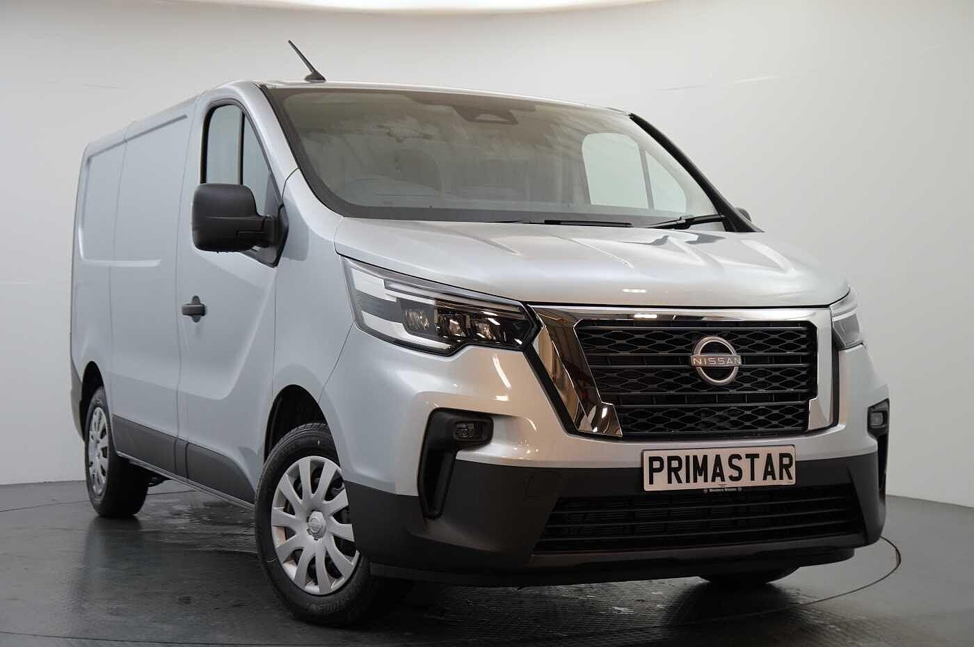 Main listing image - Nissan Primastar