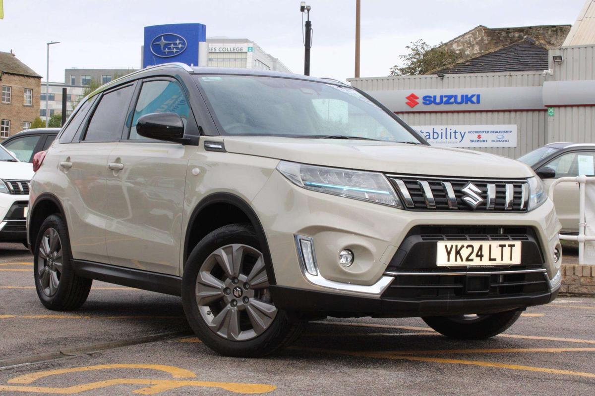Main listing image - Suzuki Vitara