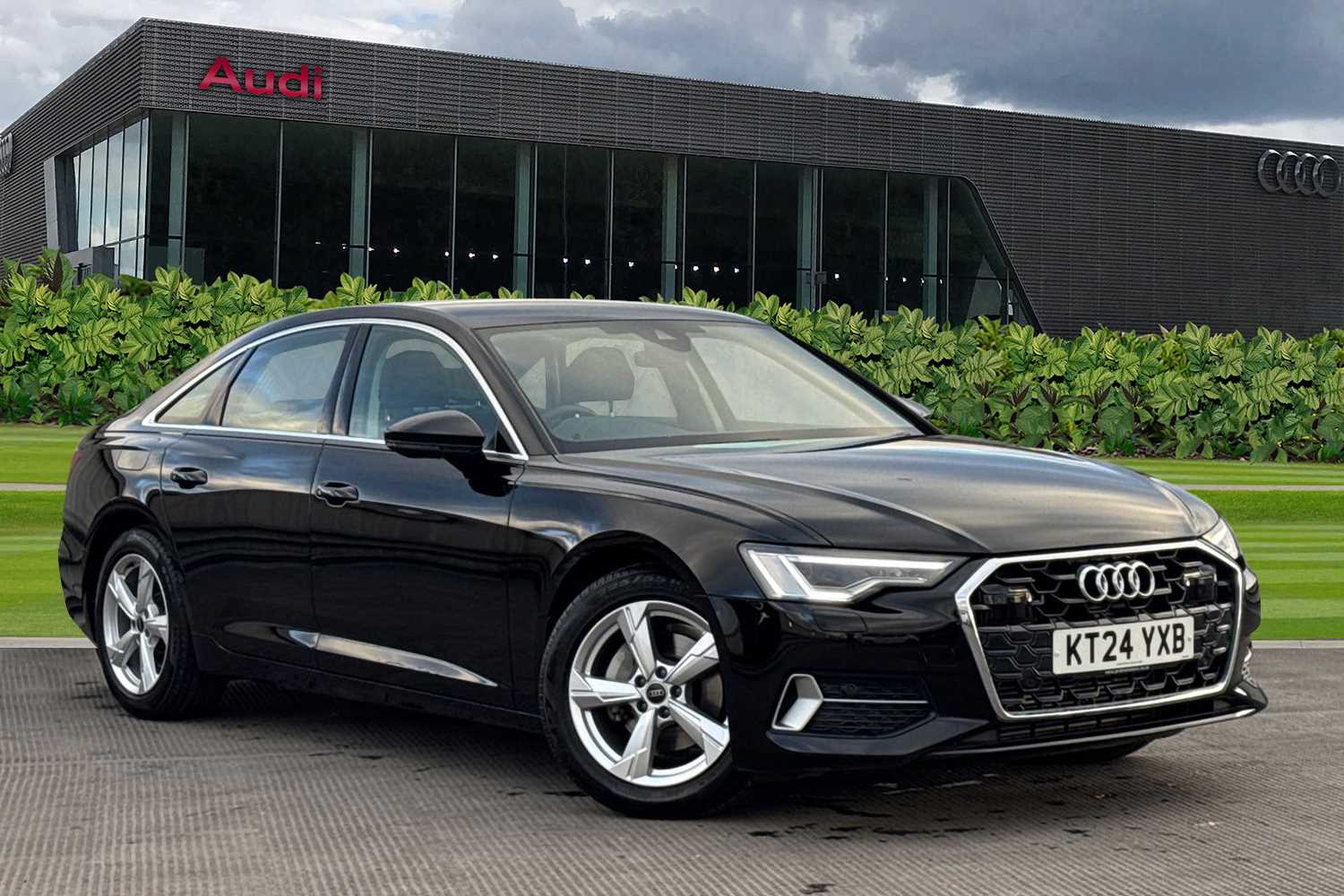 Main listing image - Audi A6