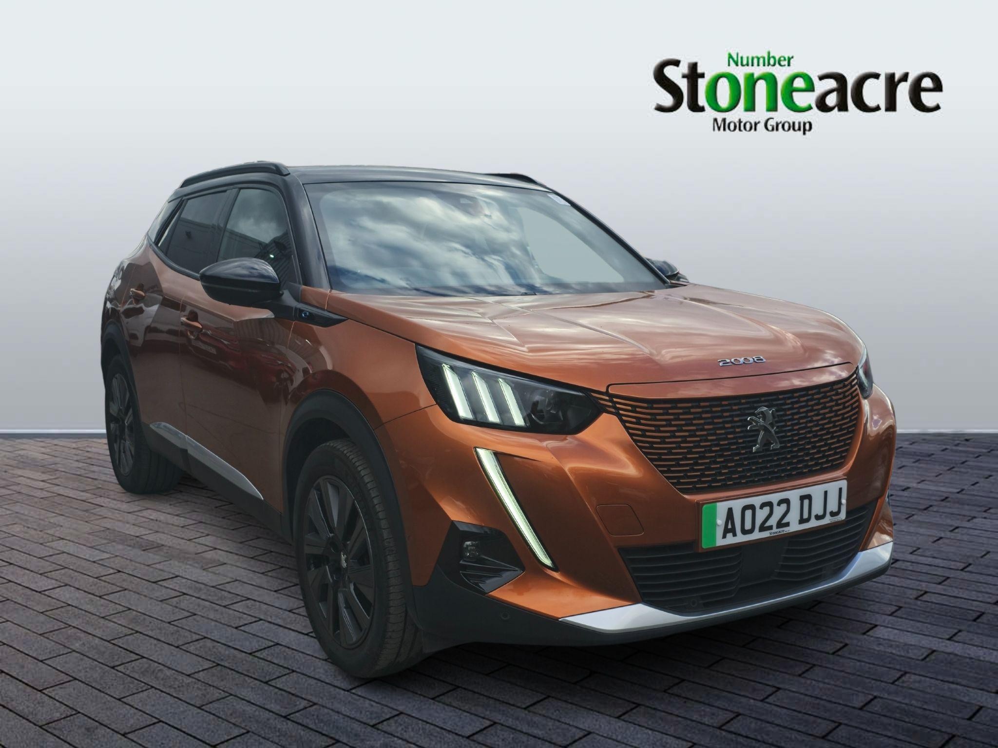 Main listing image - Peugeot 2008