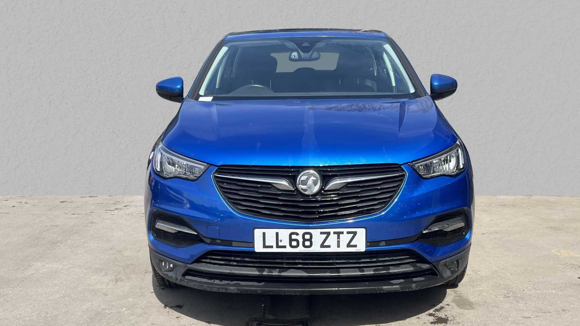 Main listing image - Vauxhall Grandland X