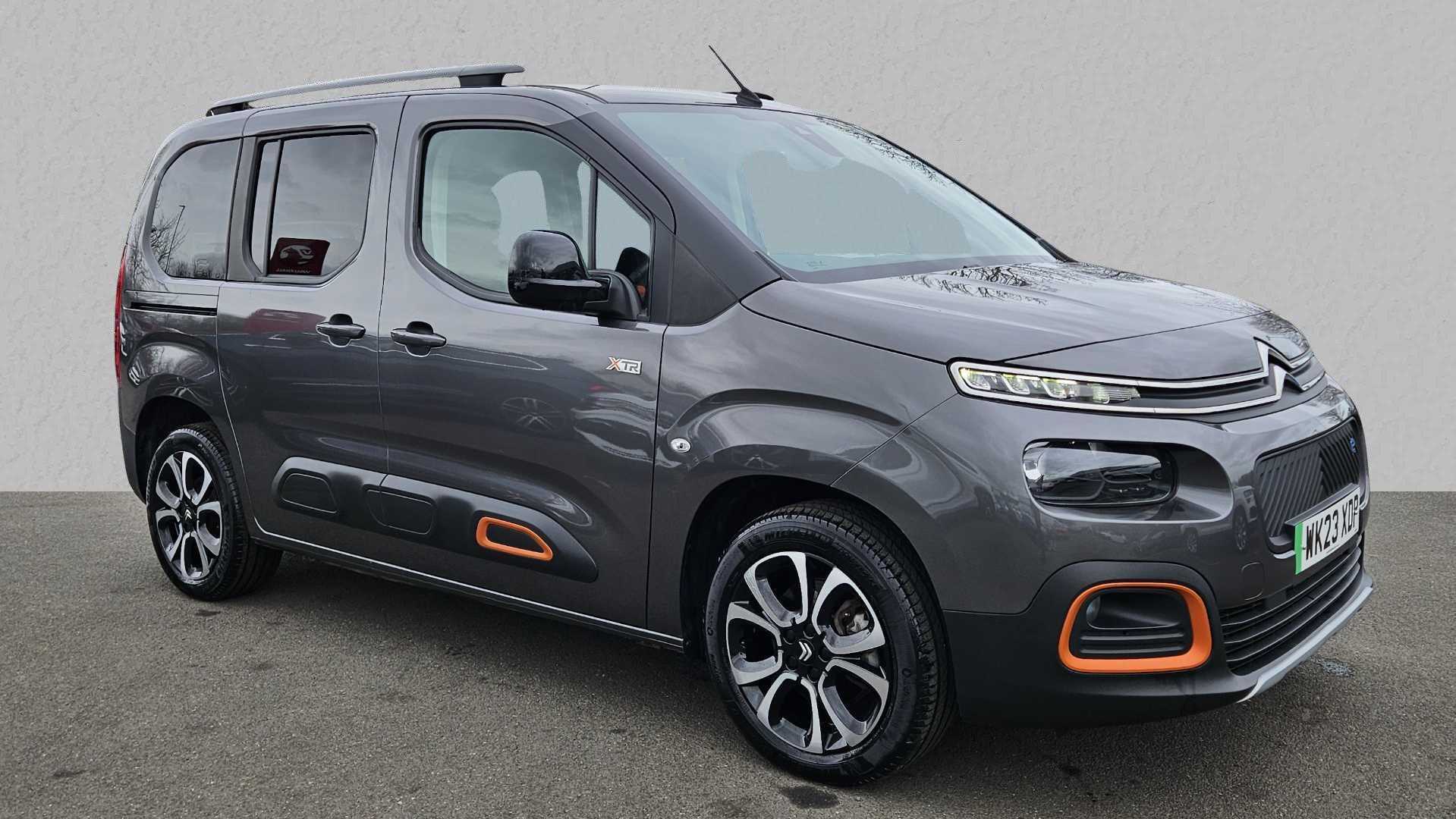 Main listing image - Citroen e-Berlingo