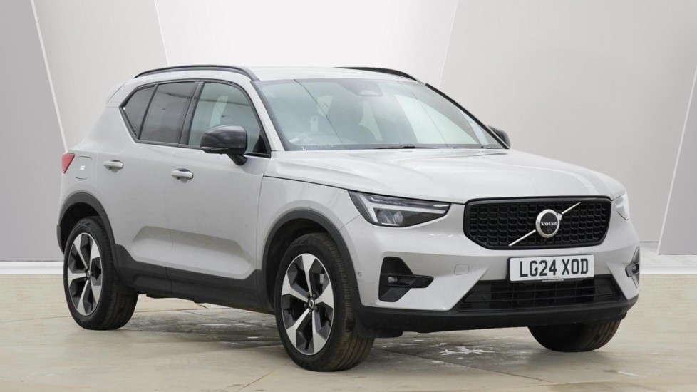 Main listing image - Volvo XC40