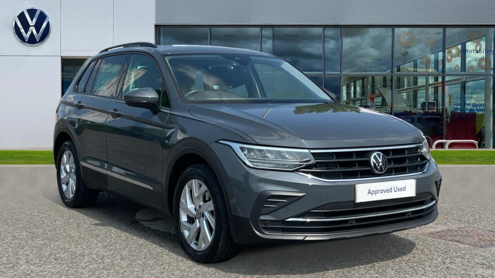 Main listing image - Volkswagen Tiguan