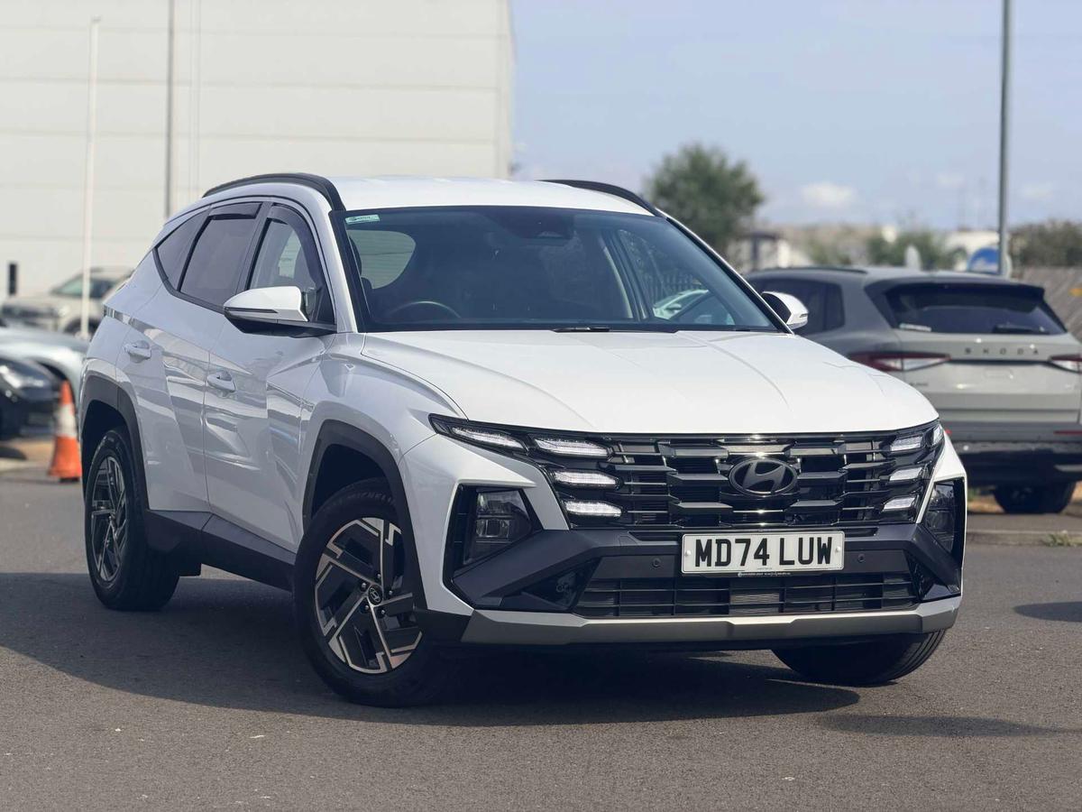 Main listing image - Hyundai Tucson