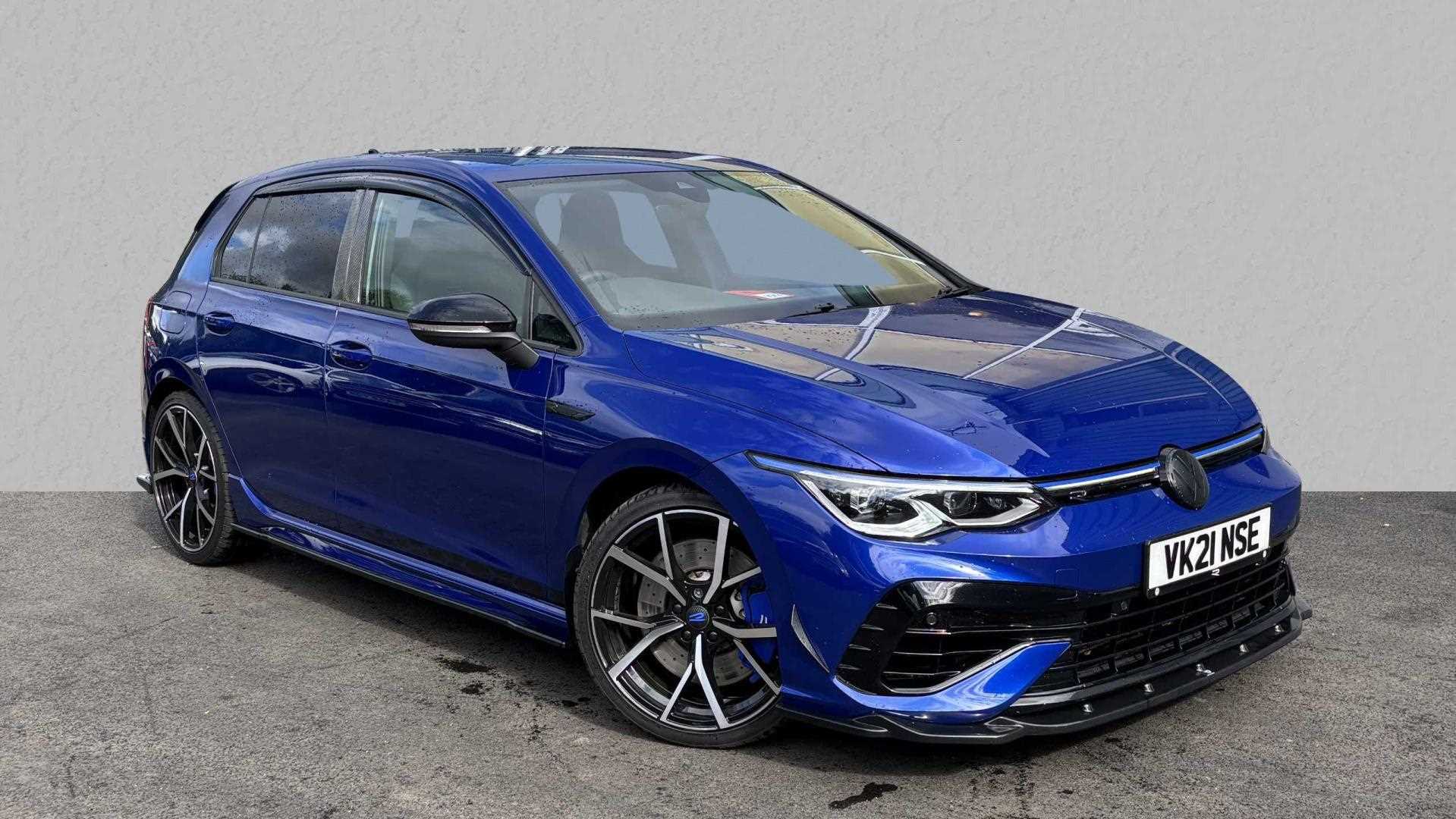 Main listing image - Volkswagen Golf R