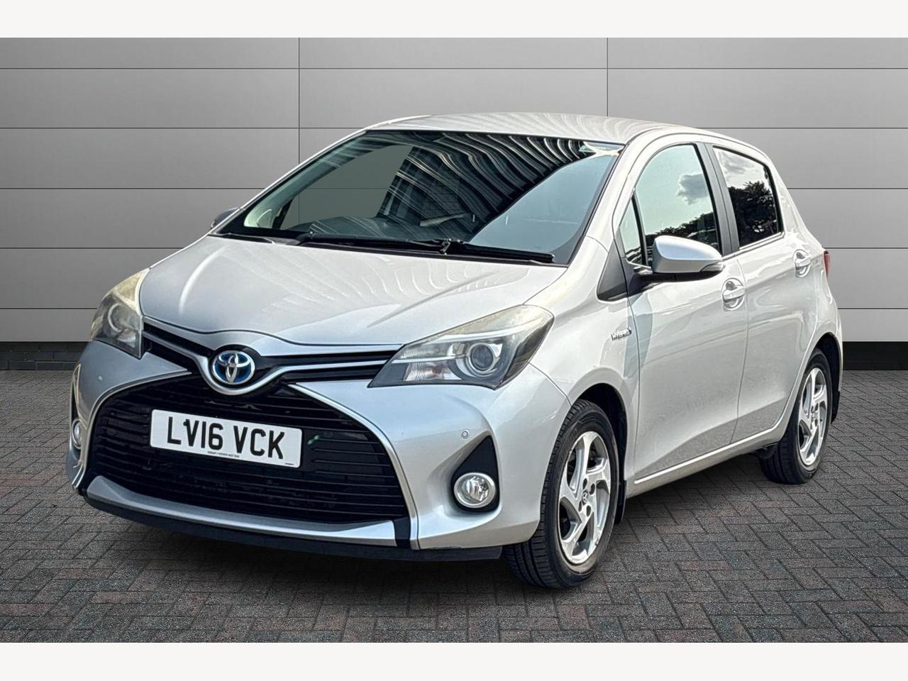 Main listing image - Toyota Yaris