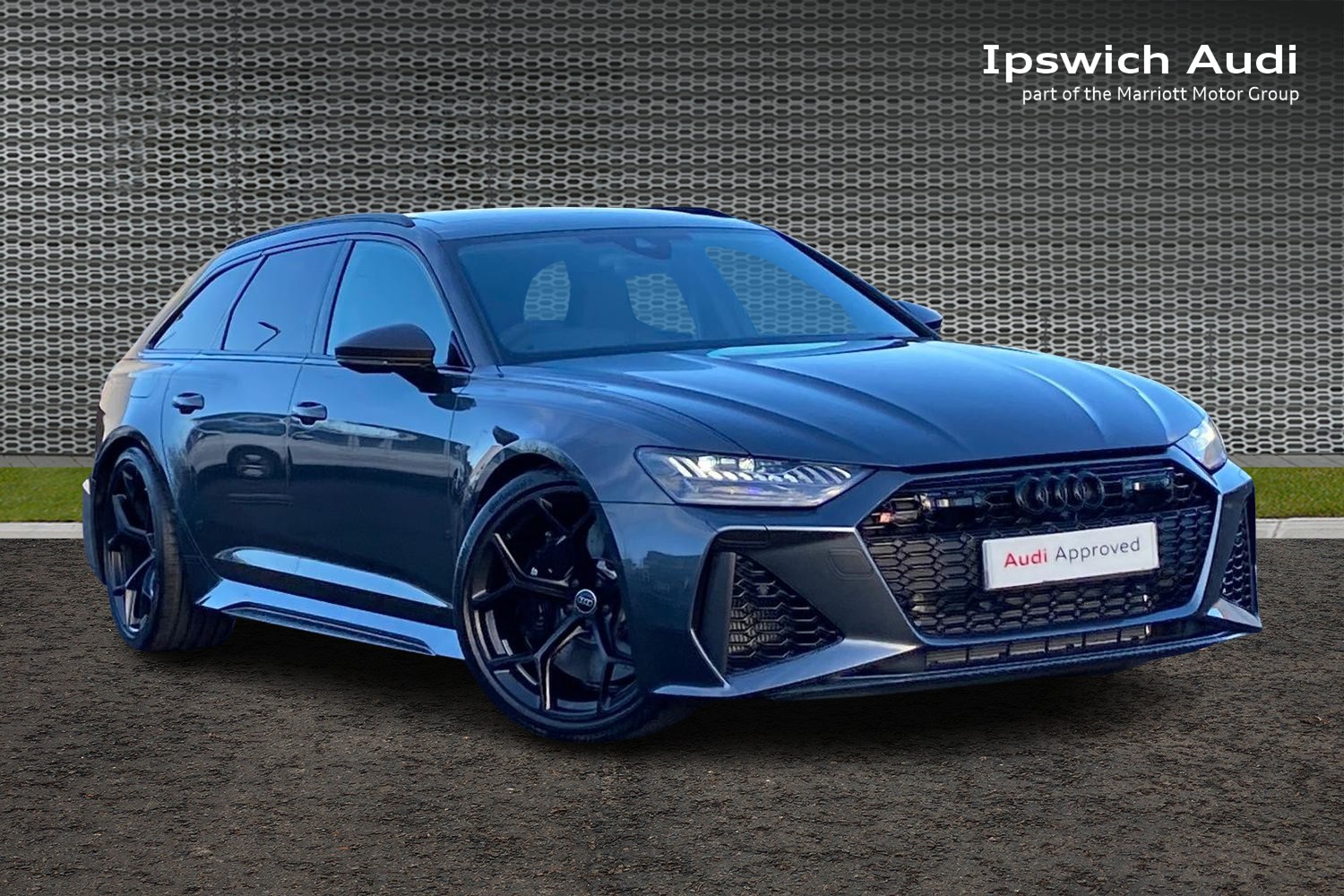 Main listing image - Audi RS6