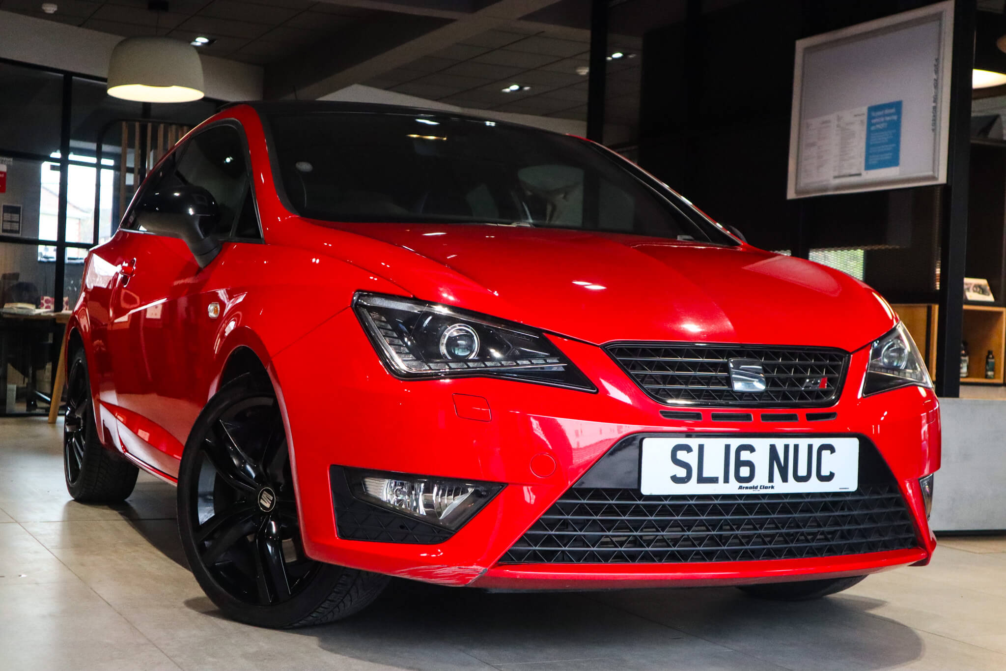 Main listing image - SEAT Ibiza SC