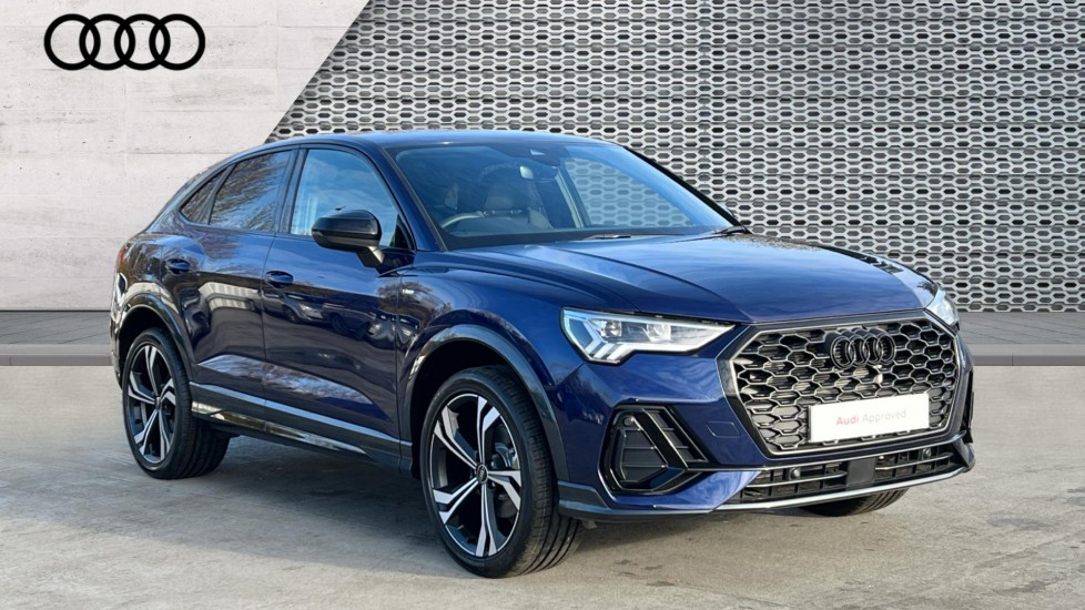 Main listing image - Audi Q3