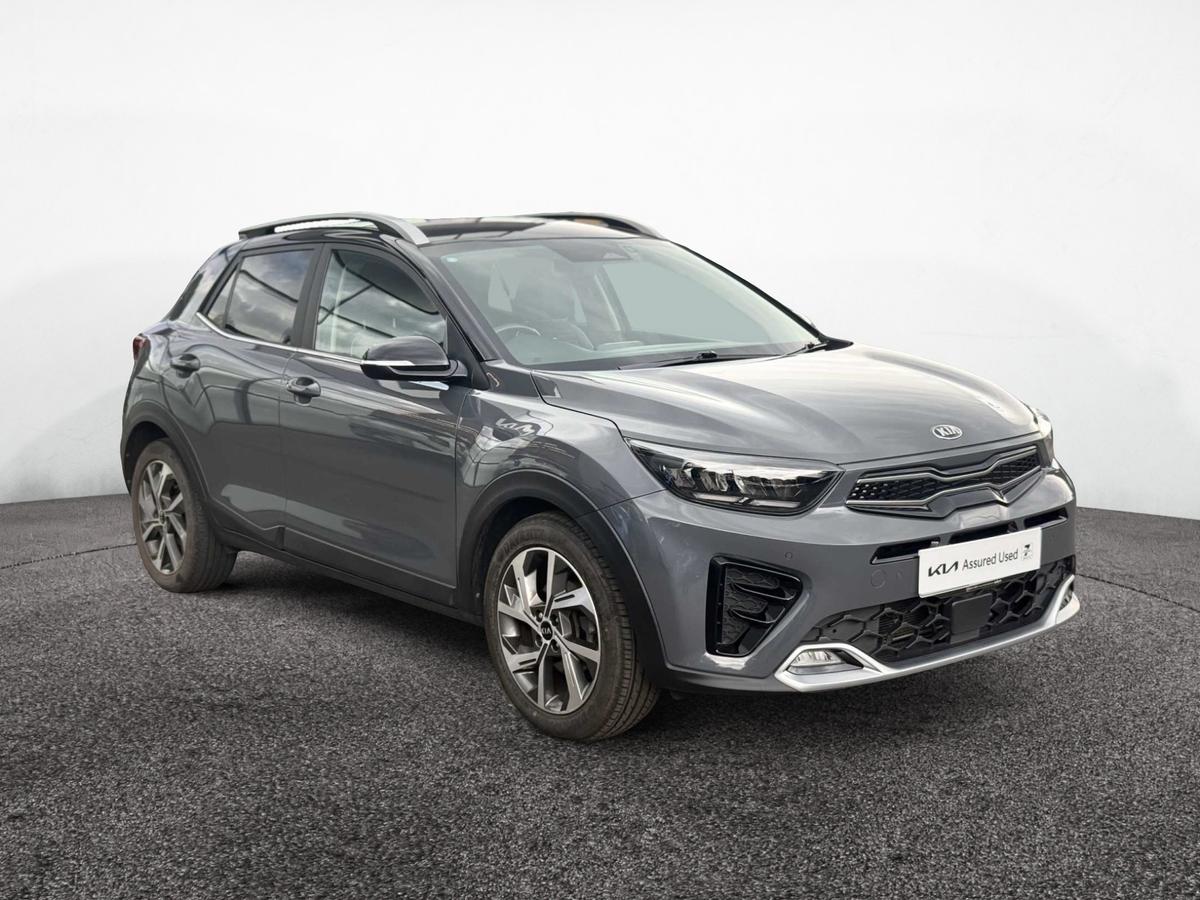 Main listing image - Kia Stonic
