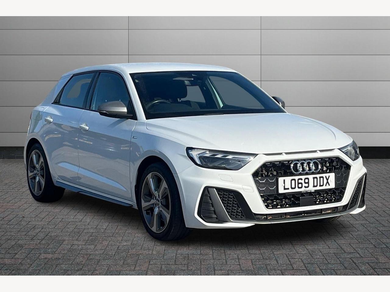 Main listing image - Audi A1