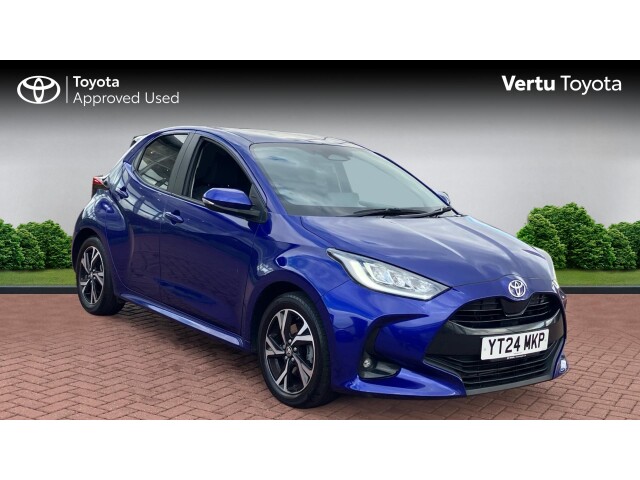 Main listing image - Toyota Yaris