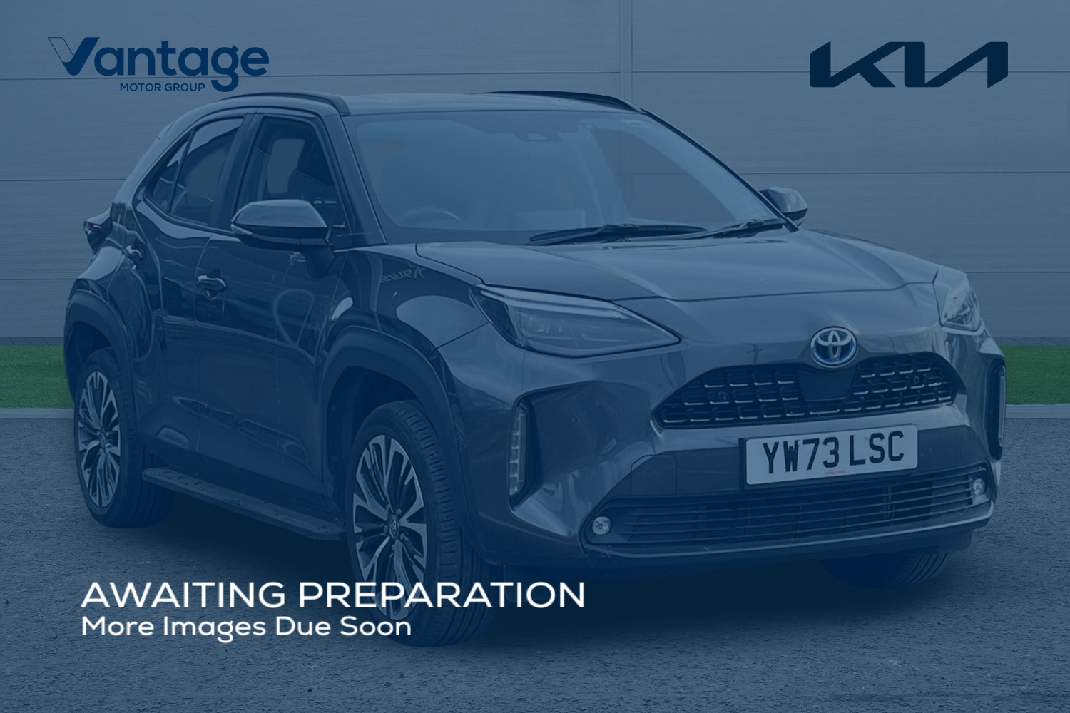 Main listing image - Toyota Yaris Cross