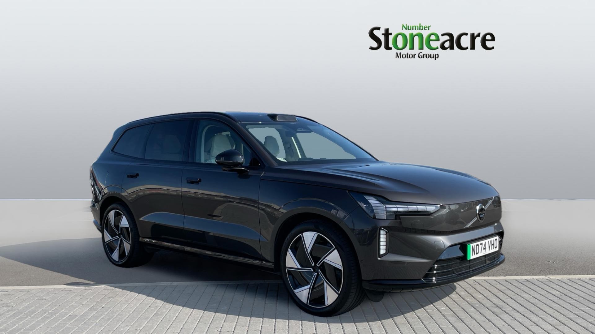 Main listing image - Volvo Ex90