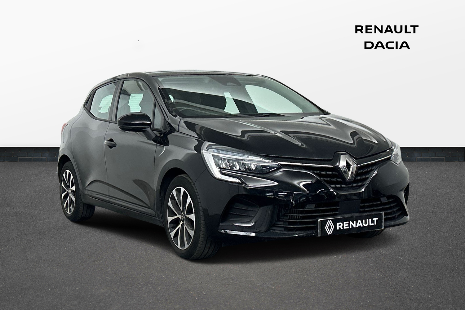 Main listing image - Renault Clio