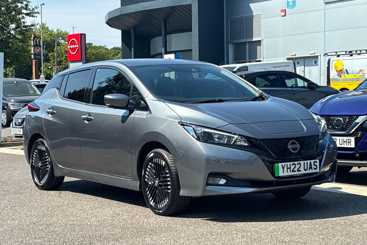 Main listing image - Nissan Leaf