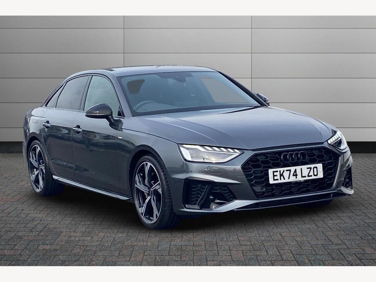 Main listing image - Audi A4