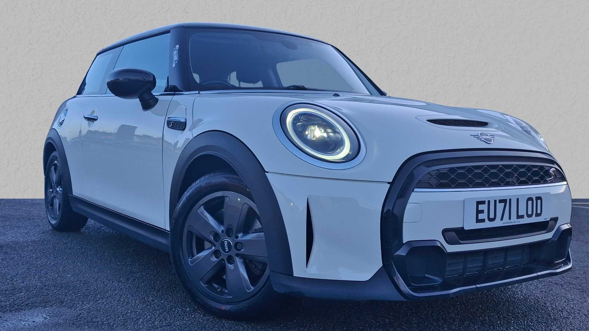 Main listing image - MINI Hatchback