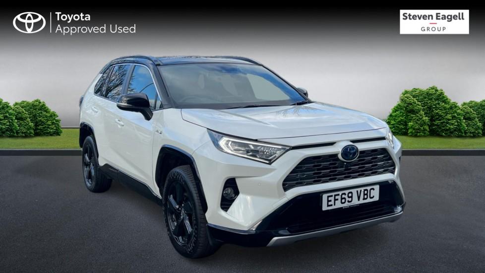 Main listing image - Toyota RAV4