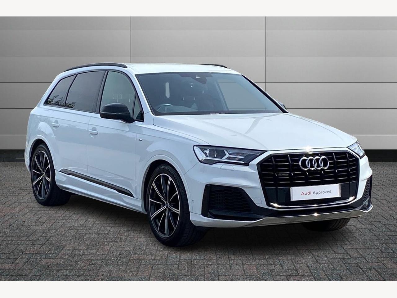 Main listing image - Audi Q7