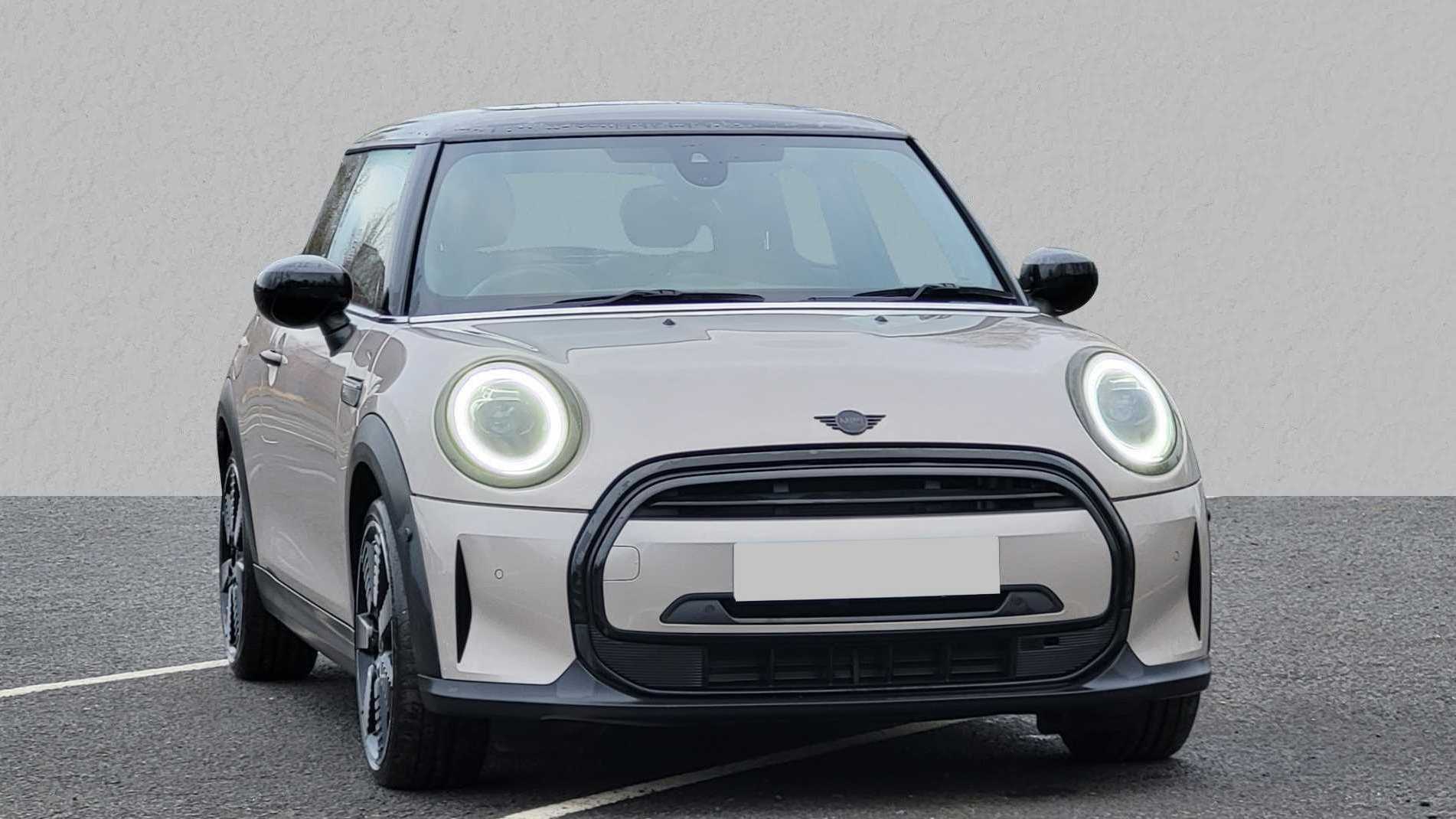 Main listing image - MINI Hatchback