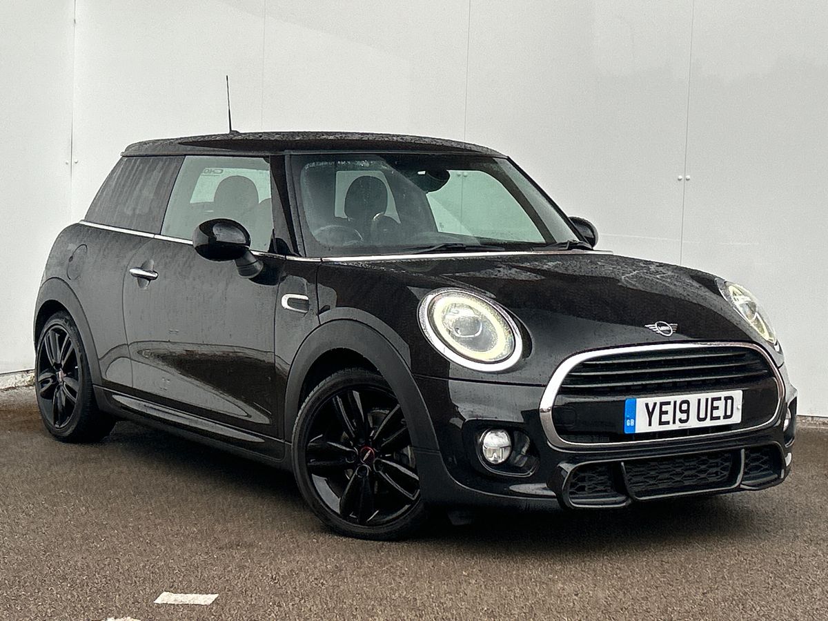 Main listing image - MINI Hatchback