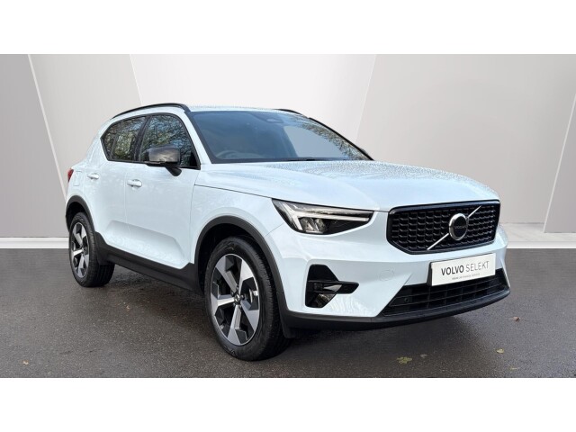 Main listing image - Volvo XC40