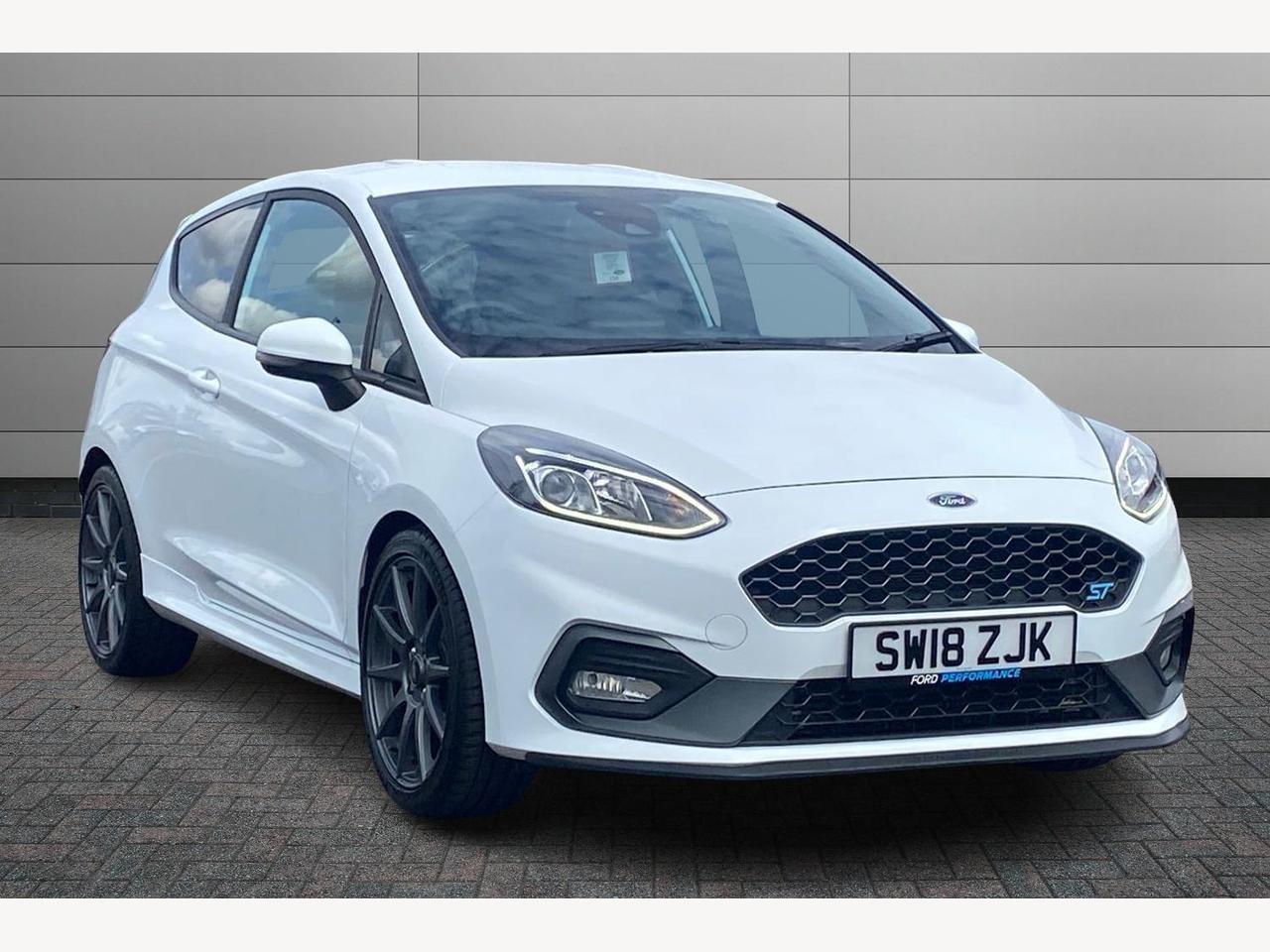 Main listing image - Ford Fiesta ST