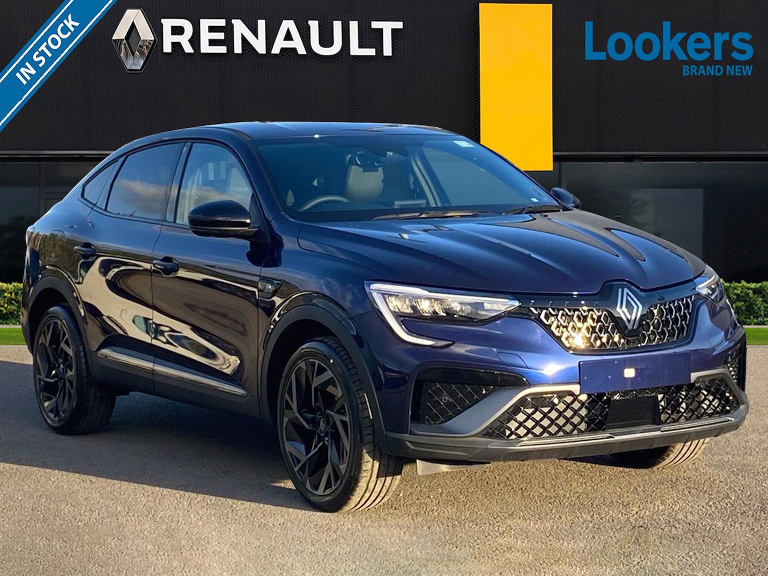 Main listing image - Renault Arkana