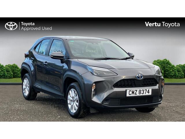 Main listing image - Toyota Yaris Cross